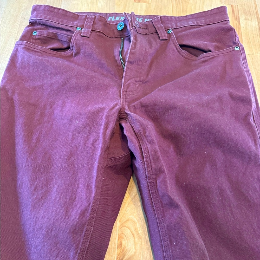 Duluth 32x32 pants flex fire hose. I don’t wear often so looking to rehome.